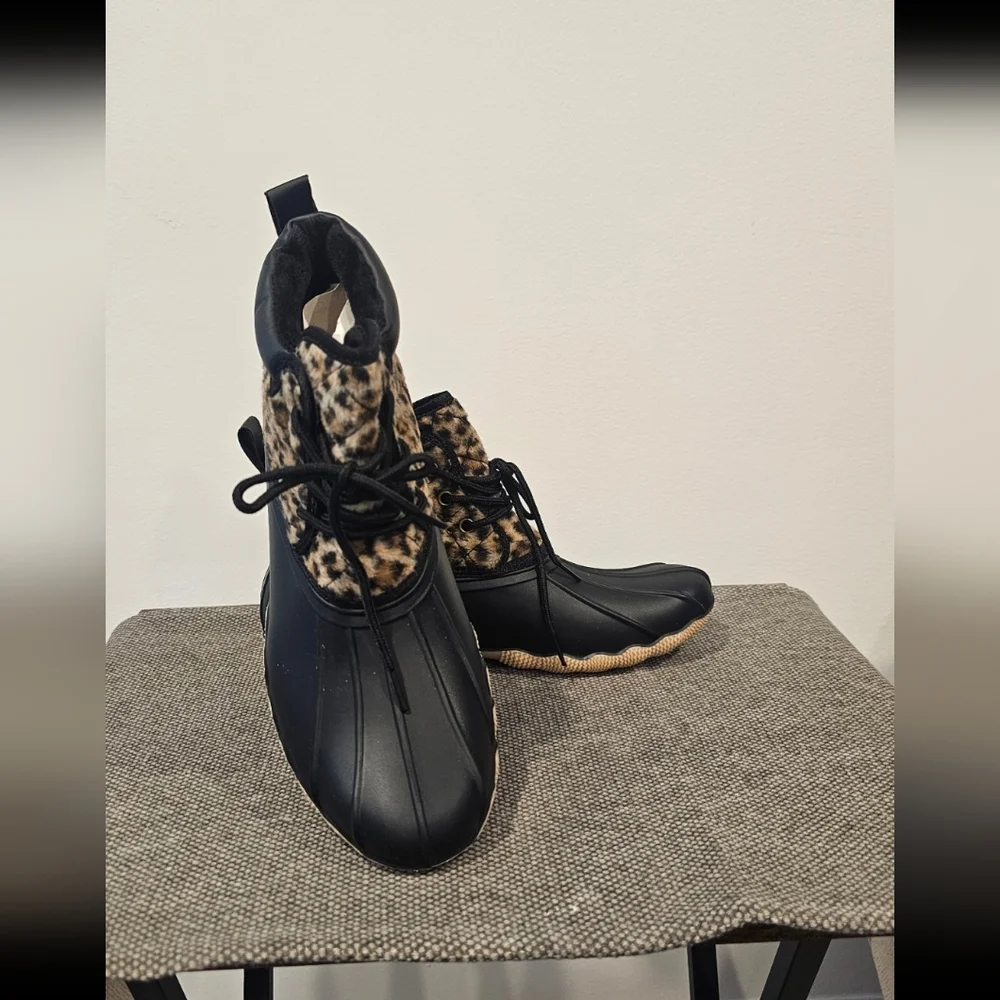 NIB Gypsy Jazz Leopard Print Black Women's Winter Boots Size--8 - Picture 7 of 8